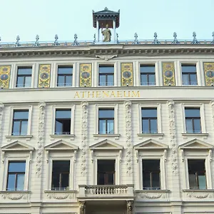 Hostel Maverick Athenaeum
