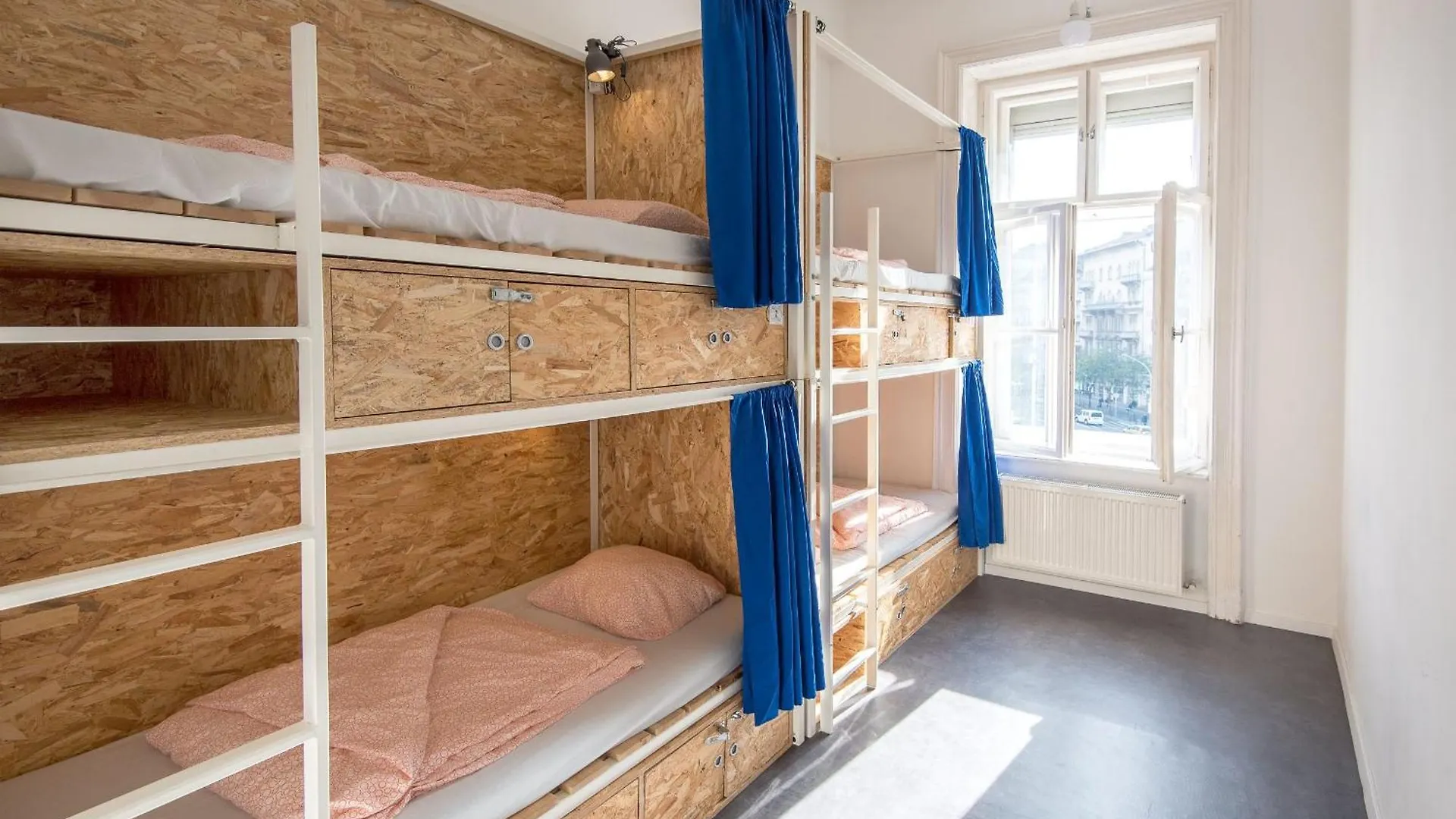 Avenue Hostel Βουδαπέστη 0*,  Ουγγαρία