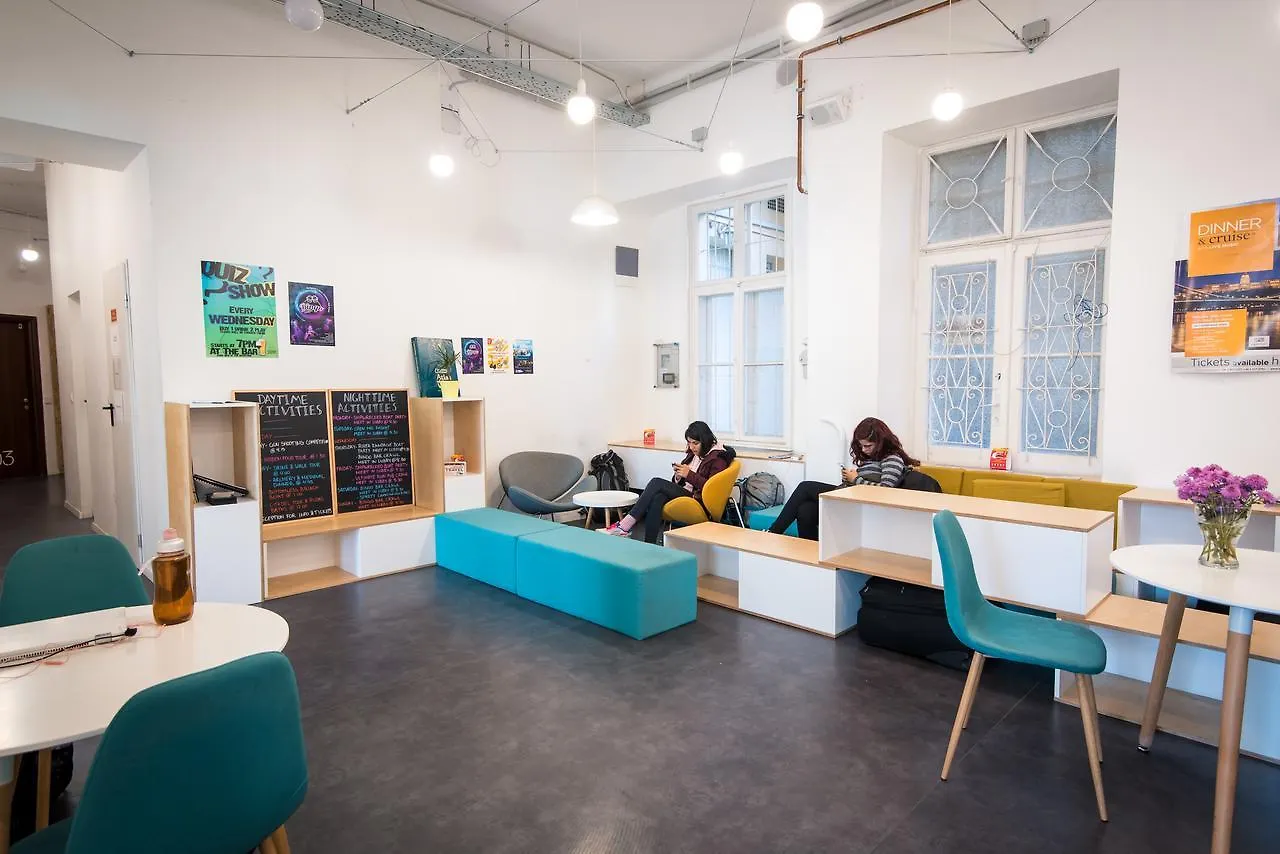 Avenue Hostel Budapest 0*,