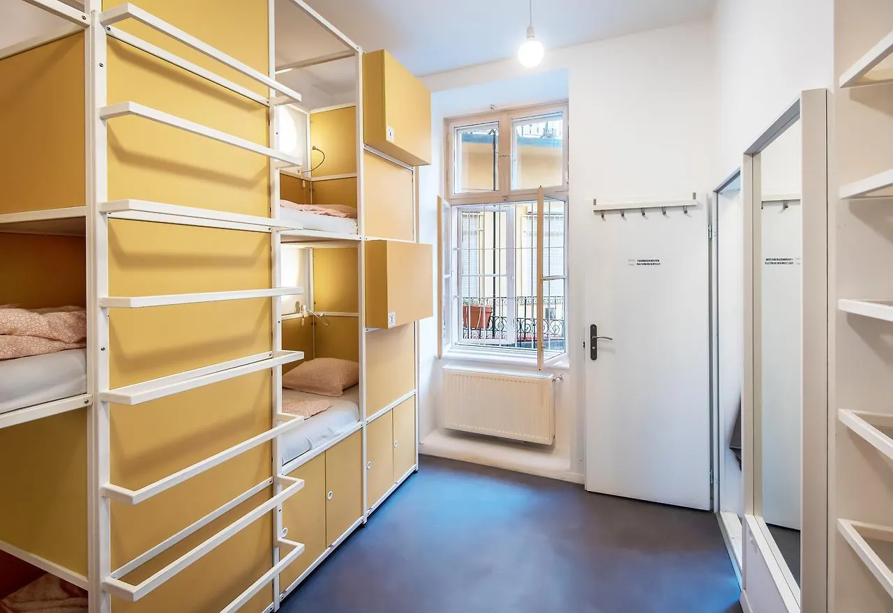 Avenue Hostel Budapest